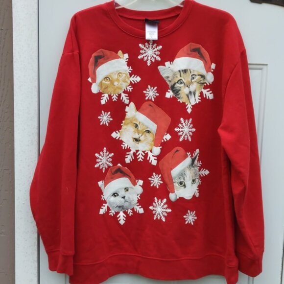 Christmas Cats in Hats Red Sweatshirt 5th Sun XL unisex - Picture 1 of 16
